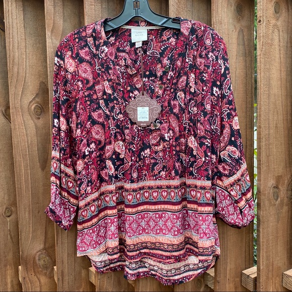 Knox Rose Maroon and Black Button Patterned Top - Picture 1 of 5